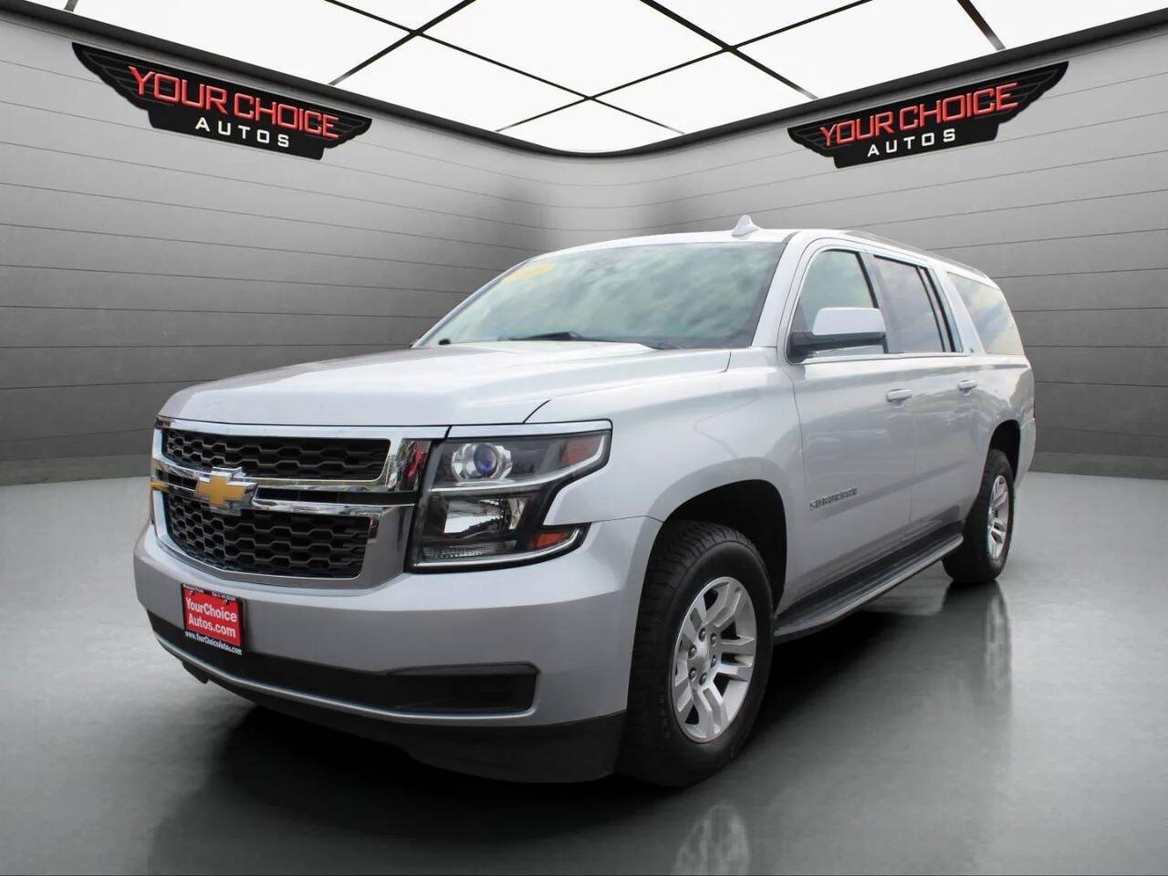 2017 Chevrolet Suburban LT — SUV — 155,433 mi — Elgin, IL