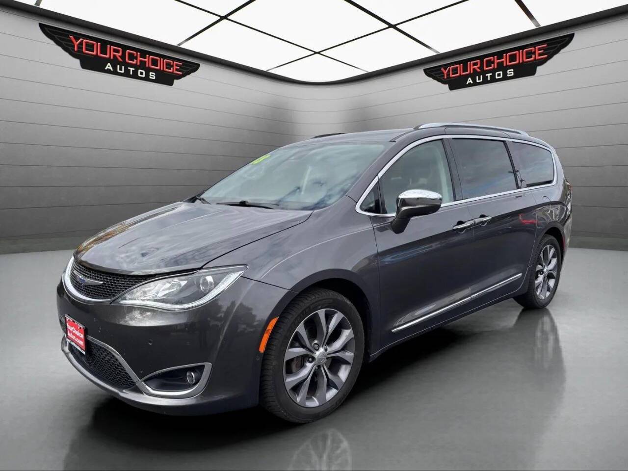 2018 Chrysler Pacifica Limited — Minivan — 127,233 mi — Elgin, IL