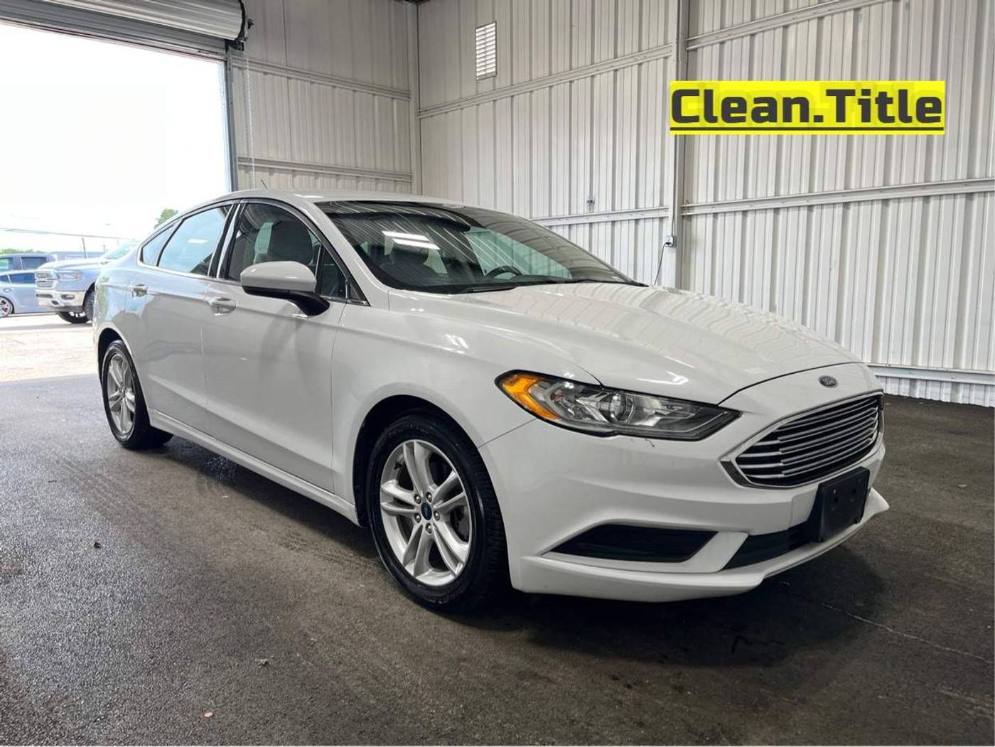 2018 Ford Fusion SE — Sedan — 33,791 mi — Houston, TX
