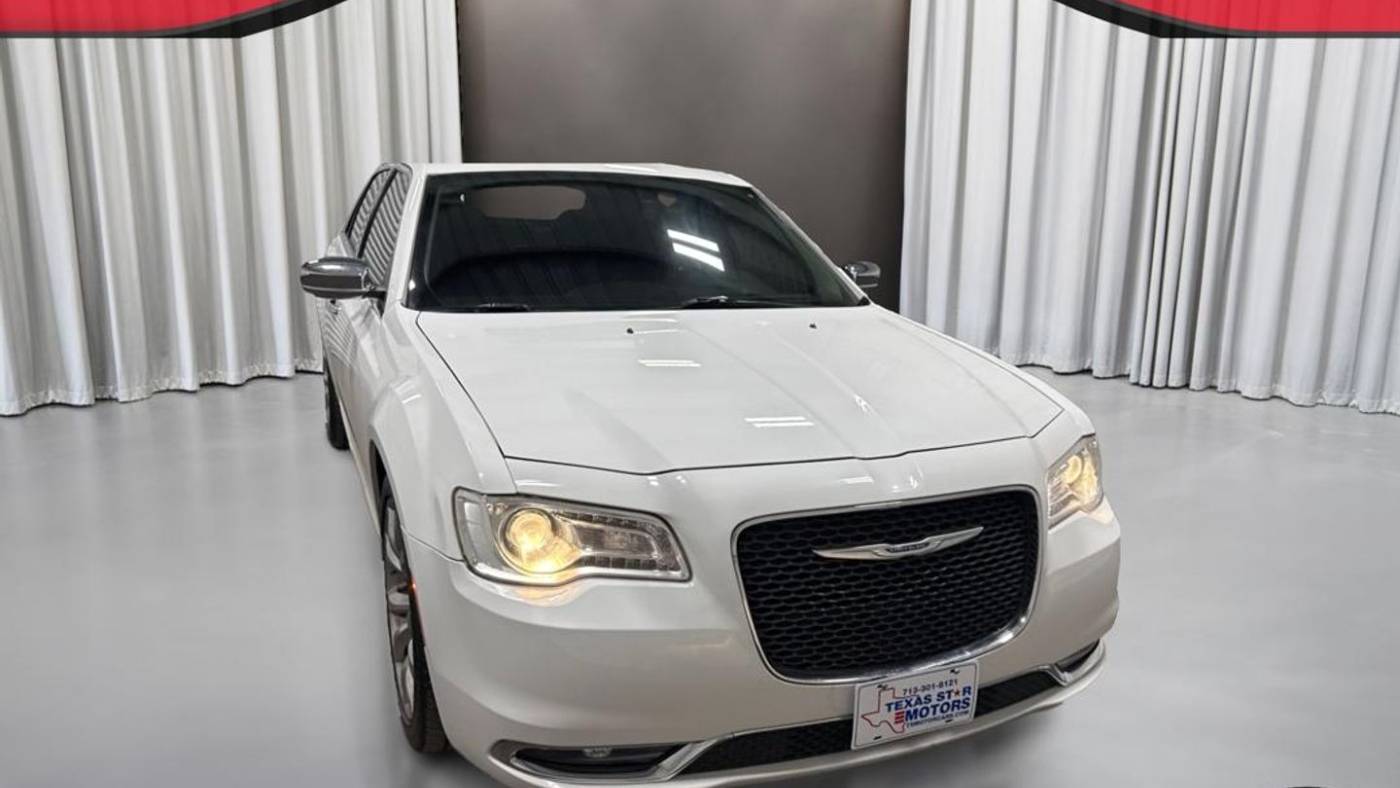 2019 Chrysler 300 Limited — Sedan — 85,391 mi — Houston, TX
