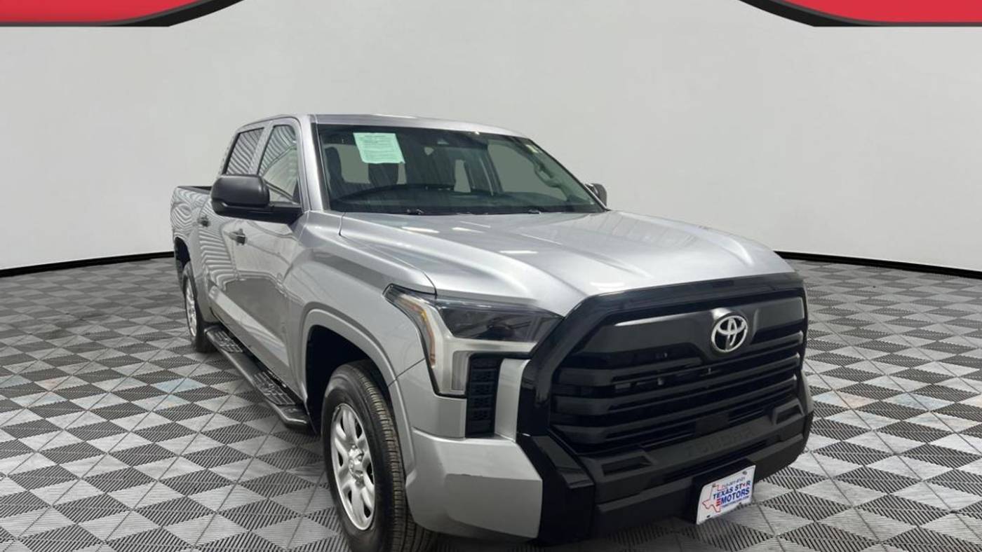 2024 Toyota Tundra SR — Pickup Truck — 17,261 mi — Houston, TX