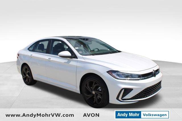 2025 Volkswagen Jetta SE — Sedan — 6,011 mi — Avon, IN