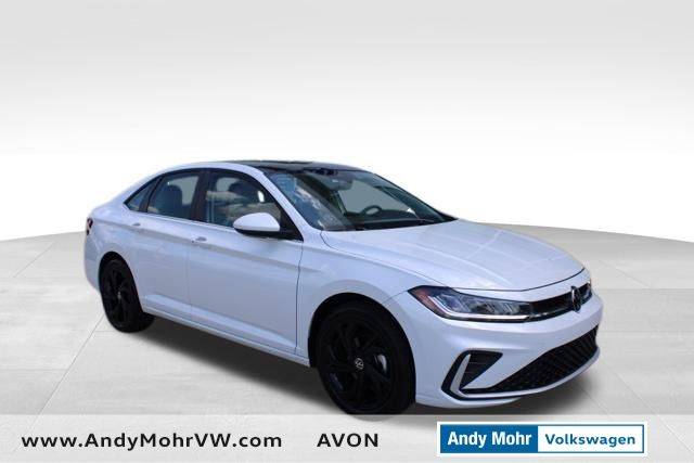 2025 Volkswagen Jetta SE — Sedan — 3,279 mi — Avon, IN