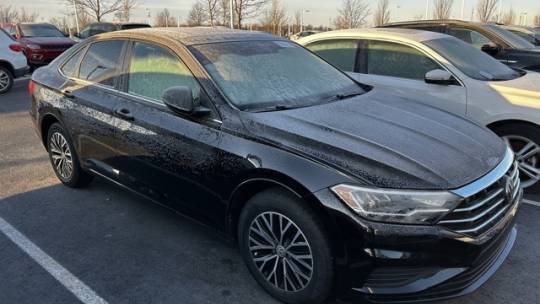 2019 Volkswagen Jetta SE — Sedan — 75,422 mi — Avon, IN