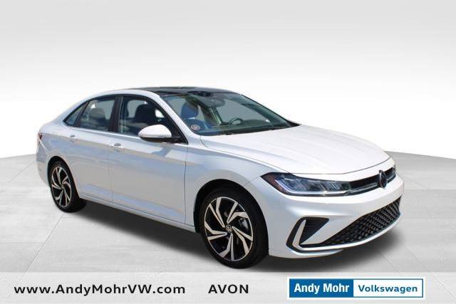 2025 Volkswagen Jetta SEL — Sedan — 6,184 mi — Avon, IN