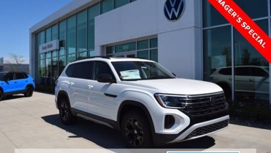 2024 Volkswagen Atlas Peak Edition SE with Technology — SUV — 15,439 mi — Avon, IN