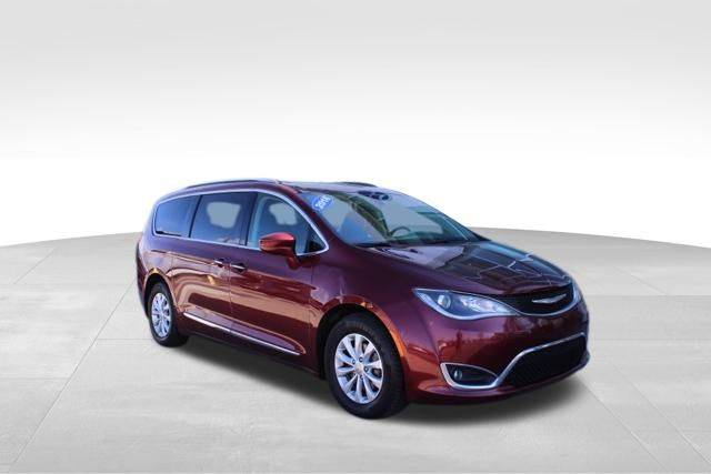 2018 Chrysler Pacifica Touring L Plus — Minivan — 213,094 mi — Avon, IN