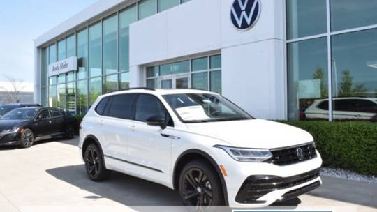 2024 Volkswagen Tiguan SE R-Line Black — SUV — 9,035 mi — Avon, IN