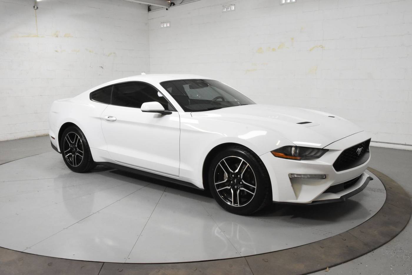 2021 Ford Mustang EcoBoost