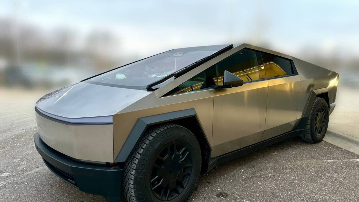 2024 Tesla Cybertruck Standard — Pickup Truck — 1,636 mi — Golden Valley, MN