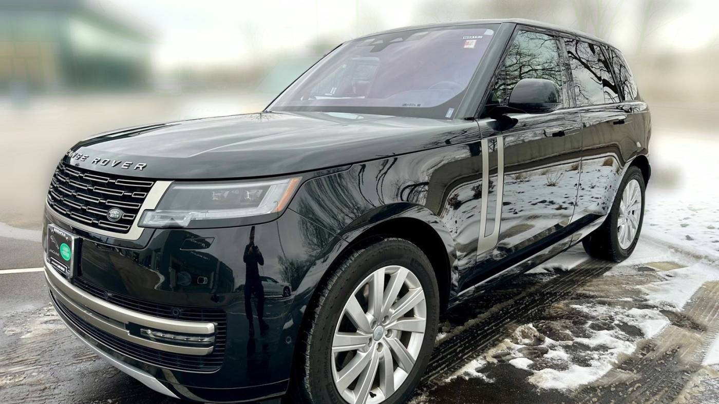 2023 Land Rover Range Rover SE — SUV — 24,402 mi — Golden Valley, MN