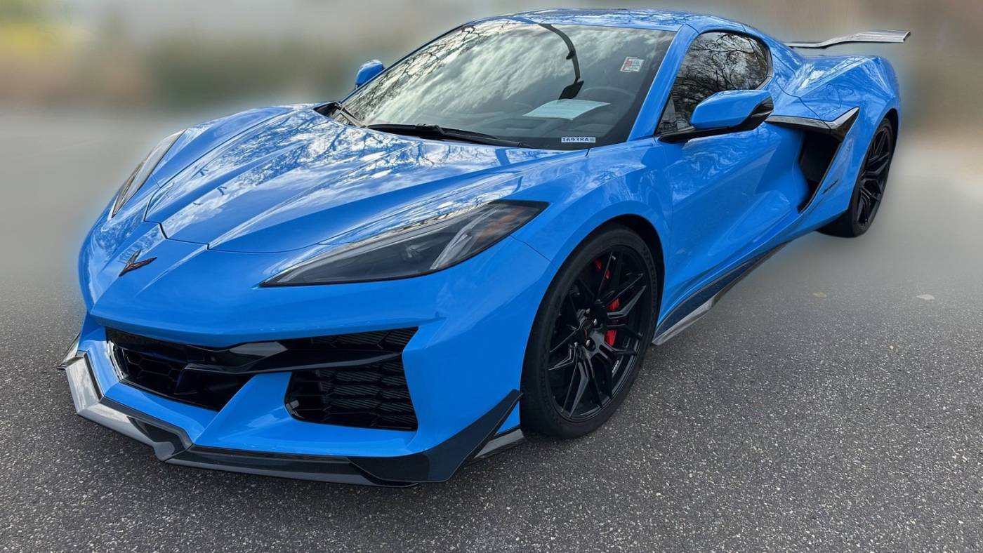 2023 Chevrolet Corvette Z06 3LZ — Coupe — 2,562 mi — Golden Valley, MN