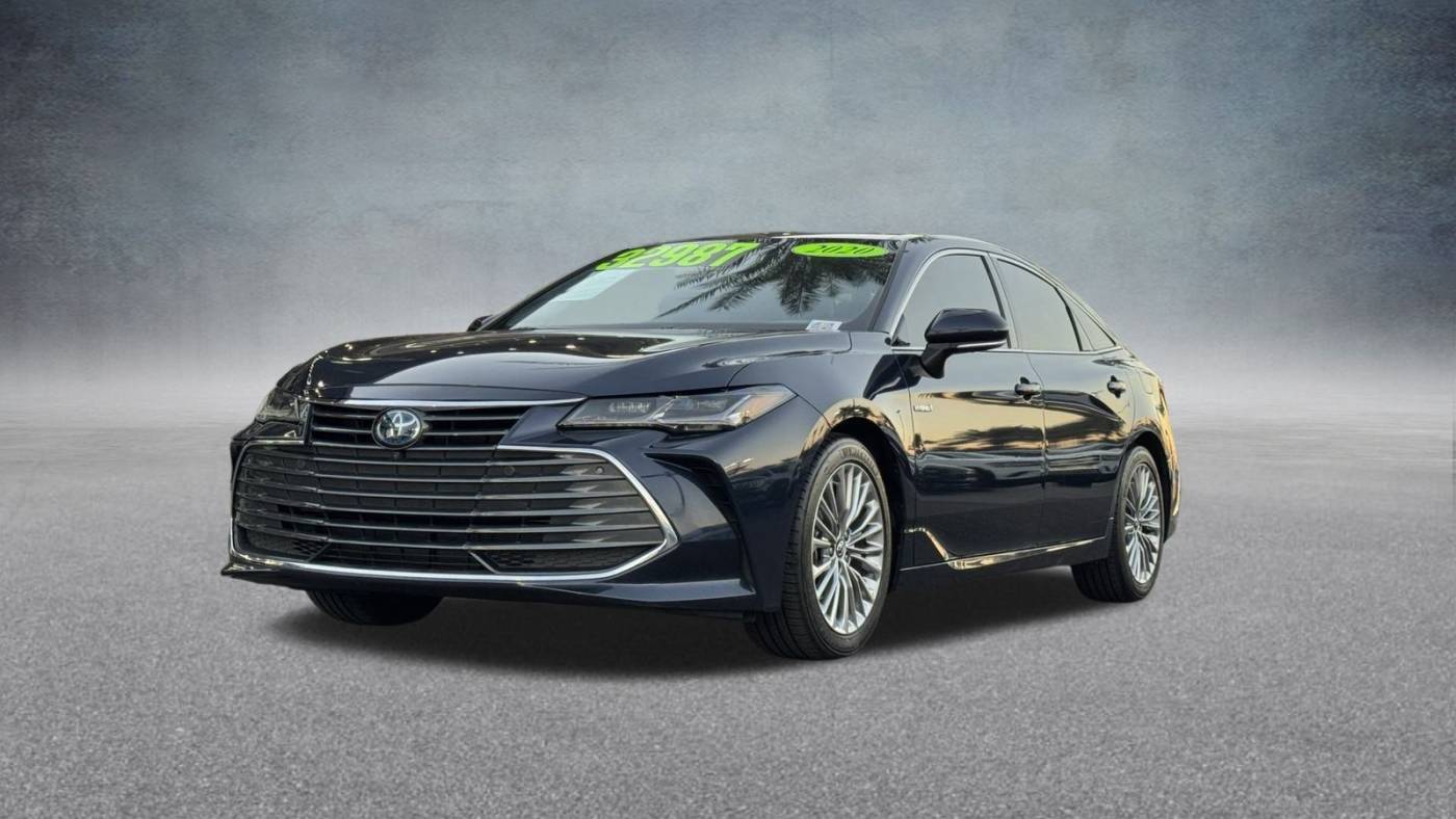 2020 Toyota Avalon Hybrid Limited — Sedan — 43,786 mi — Gilbert, AZ