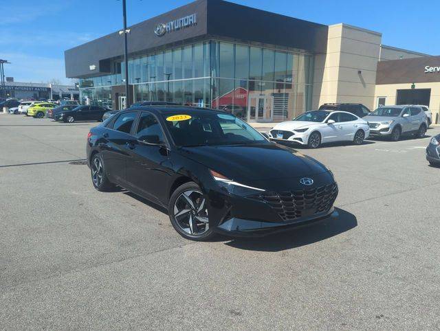 2023 Hyundai Elantra Hybrid Limited — Sedan — 17 mi — Merrillville, IN