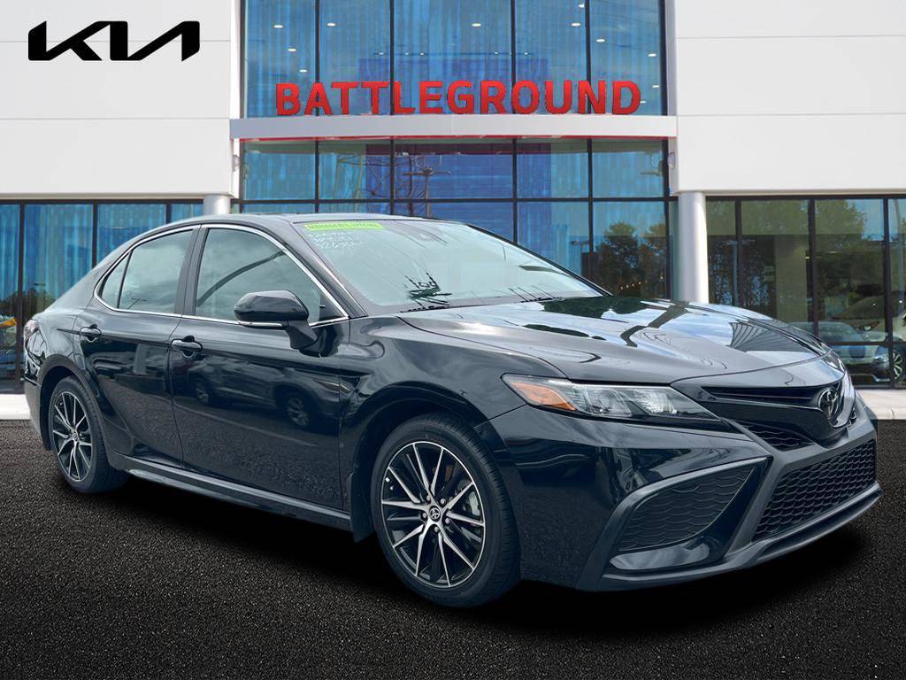2024 Toyota Camry SE — Sedan — 54,207 mi — Greensboro, NC