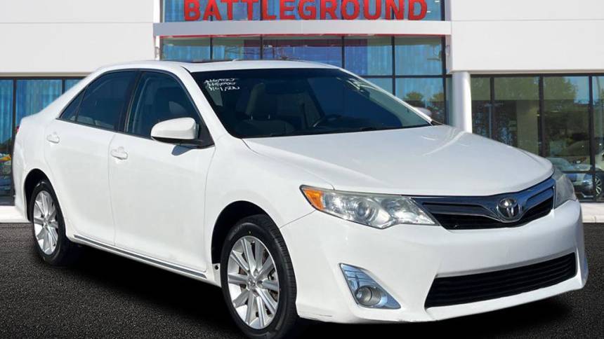 2013 Toyota Camry XLE — Sedan — 84,325 mi — Greensboro, NC