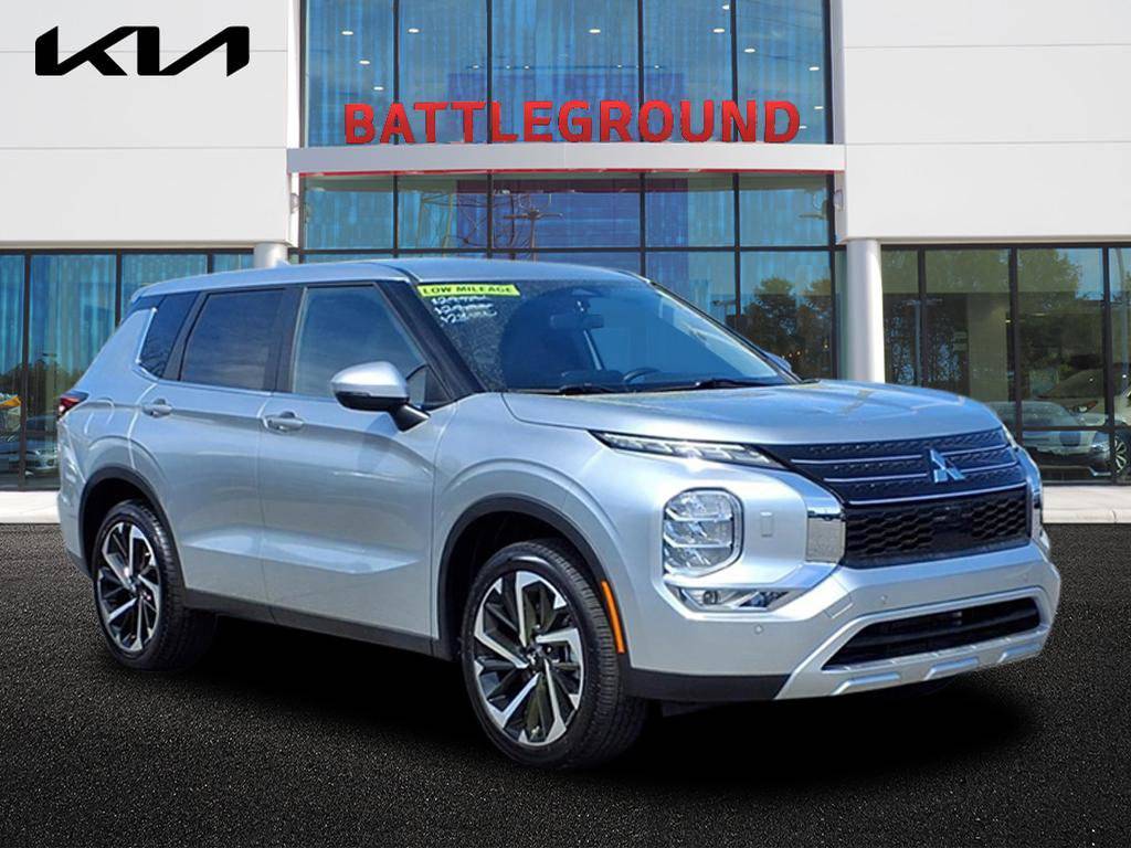 2024 Mitsubishi Outlander SE — SUV — 12,879 mi — Greensboro, NC