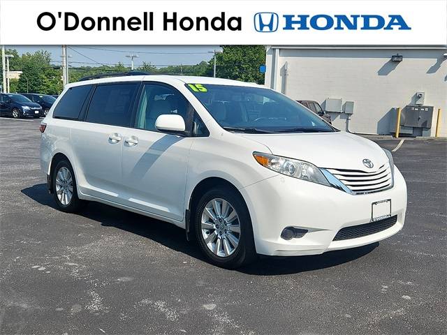 2015 Toyota Sienna LE — Minivan — 104,145 mi — Ellicott City, MD