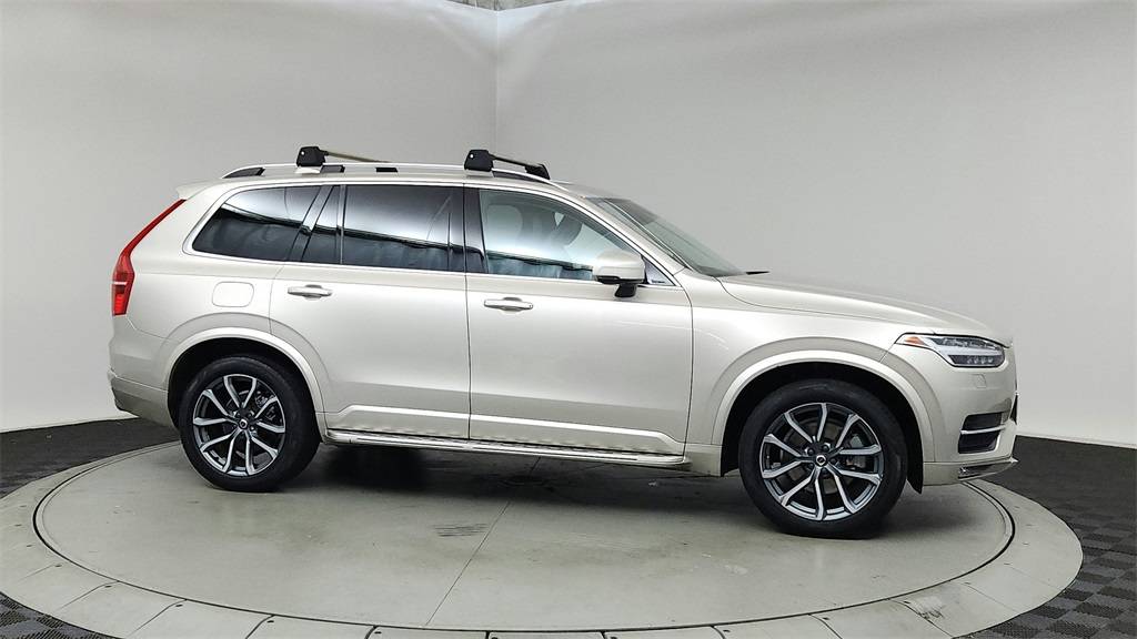 2016 Volvo XC90 T6 Momentum — SUV — 122,933 mi — Beaverton, OR