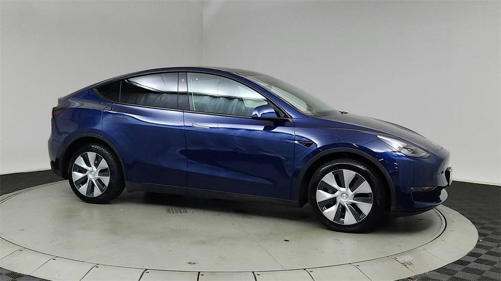 2022 Tesla Model Y Long Range — SUV — 22,339 mi — Beaverton, OR