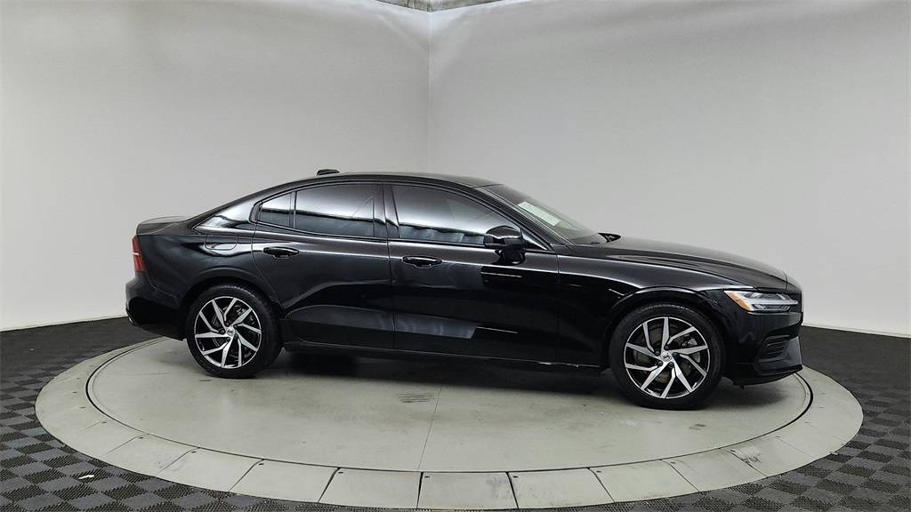 2020 Volvo S60 Momentum — Sedan — 98,153 mi — Beaverton, OR