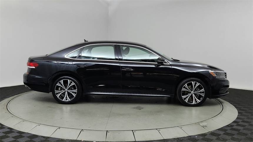 2022 Volkswagen Passat SE — Sedan — 53,696 mi — Beaverton, OR
