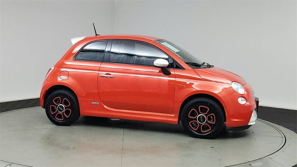 2014 FIAT 500e Base — Hatchback — 52,012 mi — Beaverton, OR
