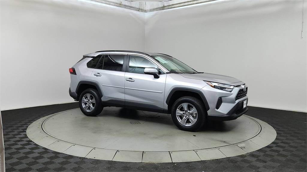 2023 Toyota RAV4 Hybrid LE — SUV — 21,386 mi — Beaverton, OR