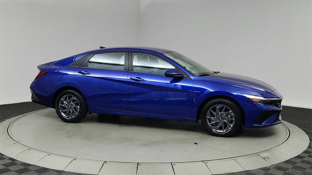 2024 Hyundai Elantra SEL — Sedan — 31,405 mi — Beaverton, OR