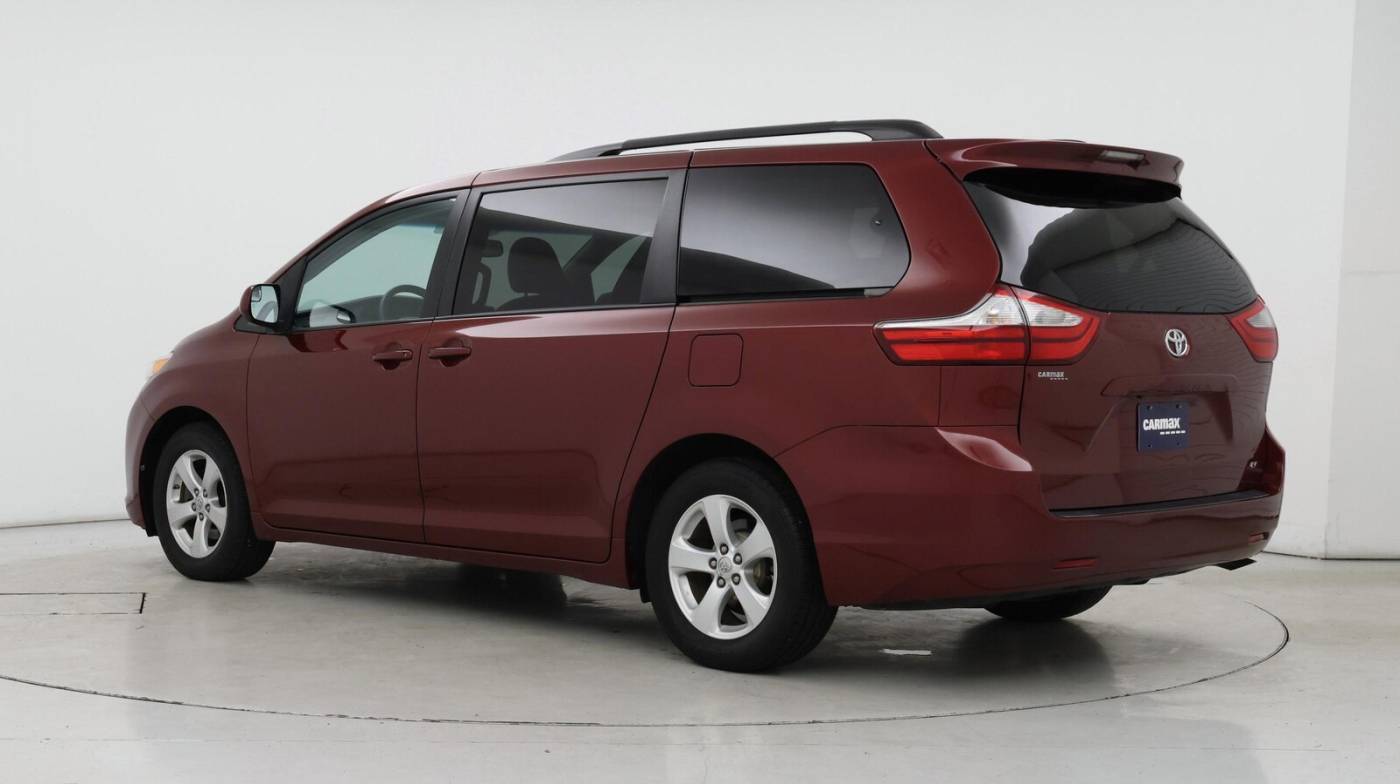 2017 Toyota Sienna LE — Minivan — 91,834 mi — Bristol, TN