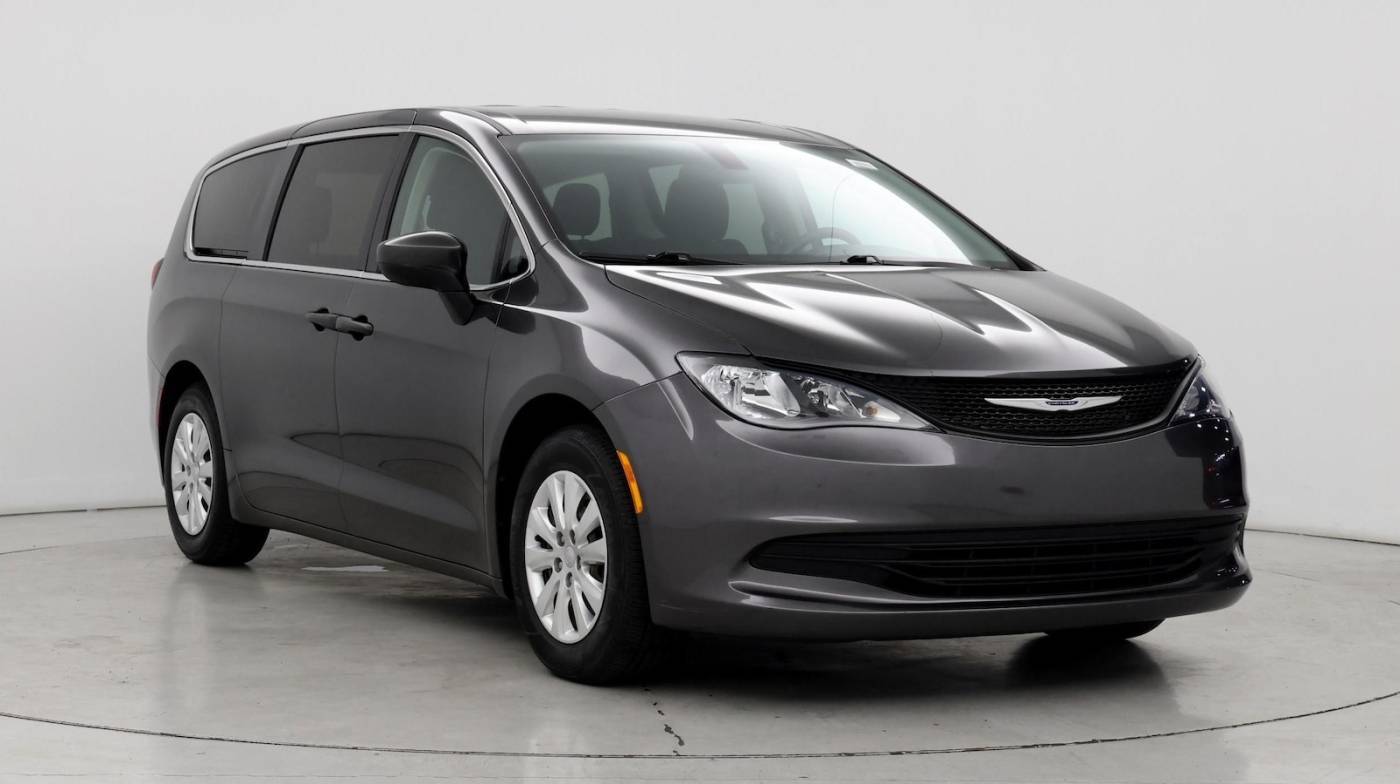 2020 Chrysler Voyager L — Minivan — 61,128 mi — Bristol, TN