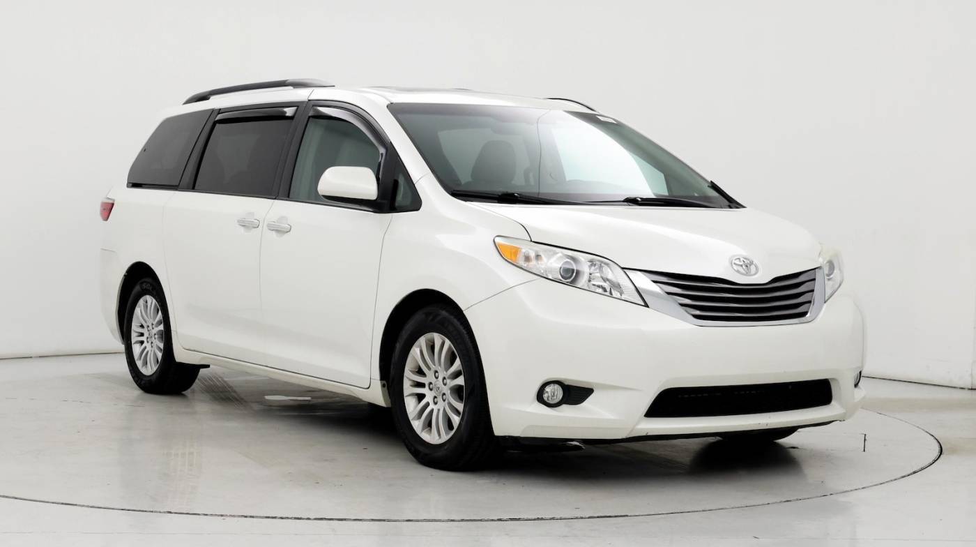 2016 Toyota Sienna XLE — Minivan — 65,549 mi — Bristol, TN