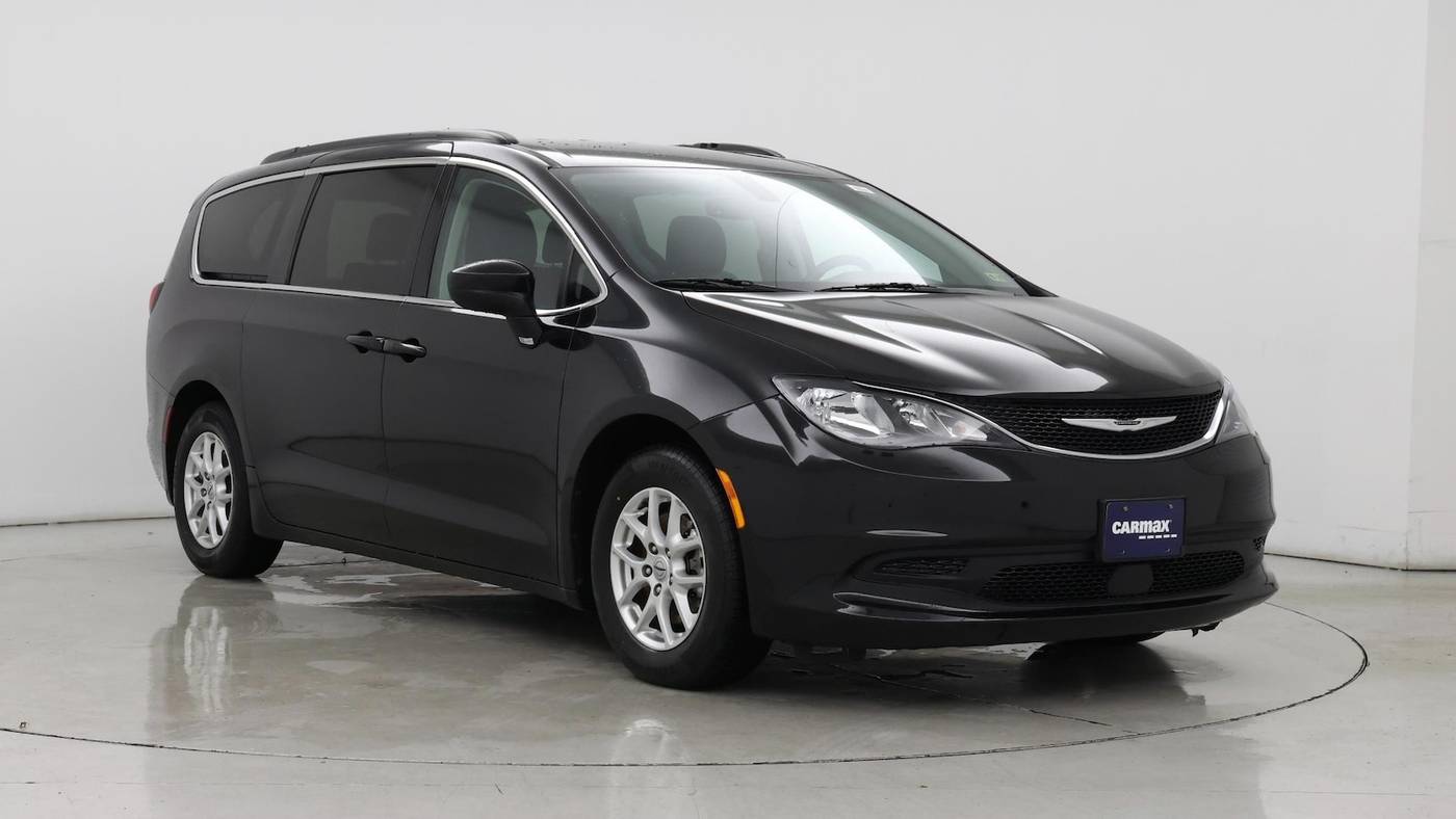 2021 Chrysler Voyager