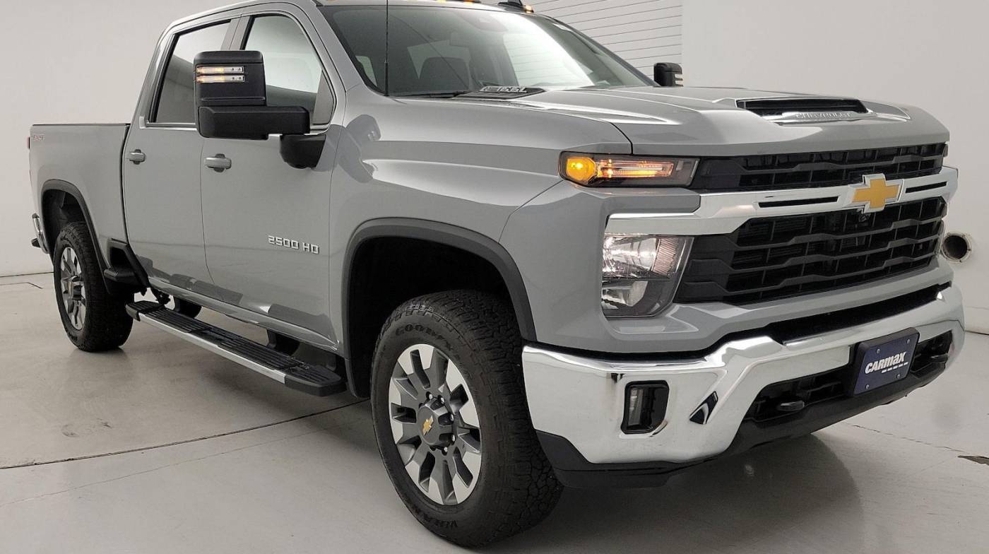 2024 Chevrolet Silverado 2500HD LT — Pickup Truck — 8,555 mi — Bristol, TN