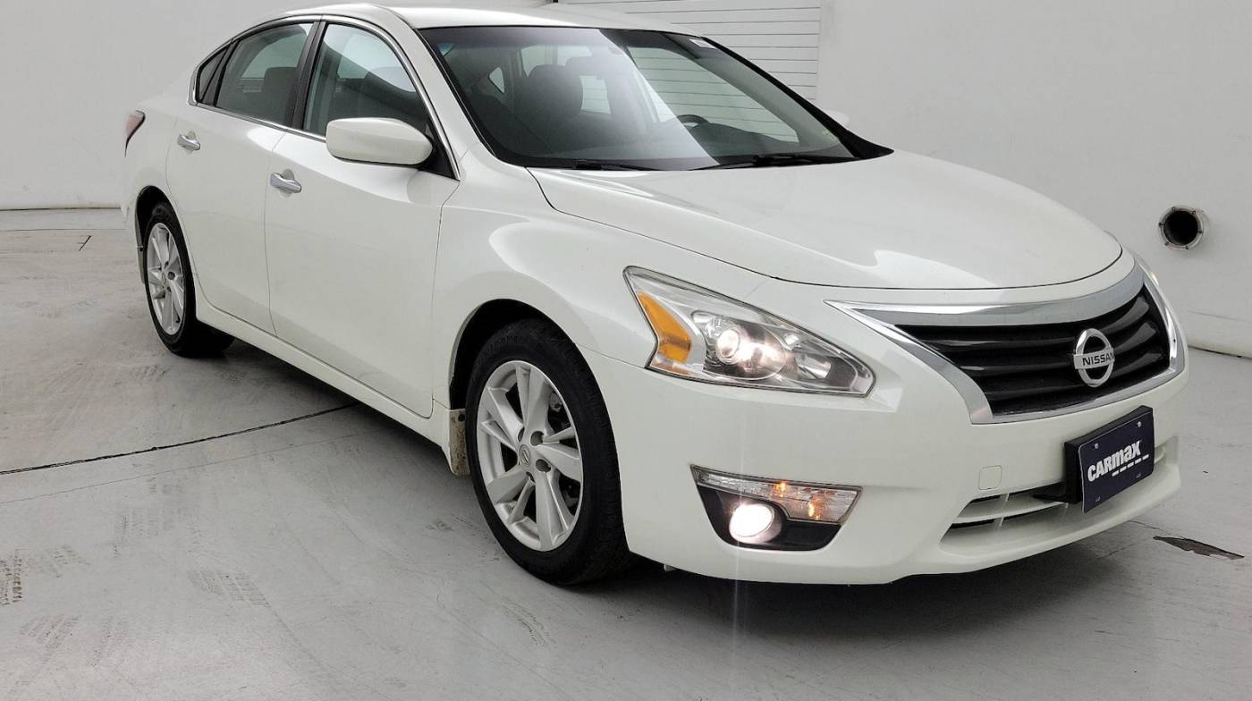 2015 Nissan Altima 2.5 SV — Sedan — 122,144 mi — Bristol, TN