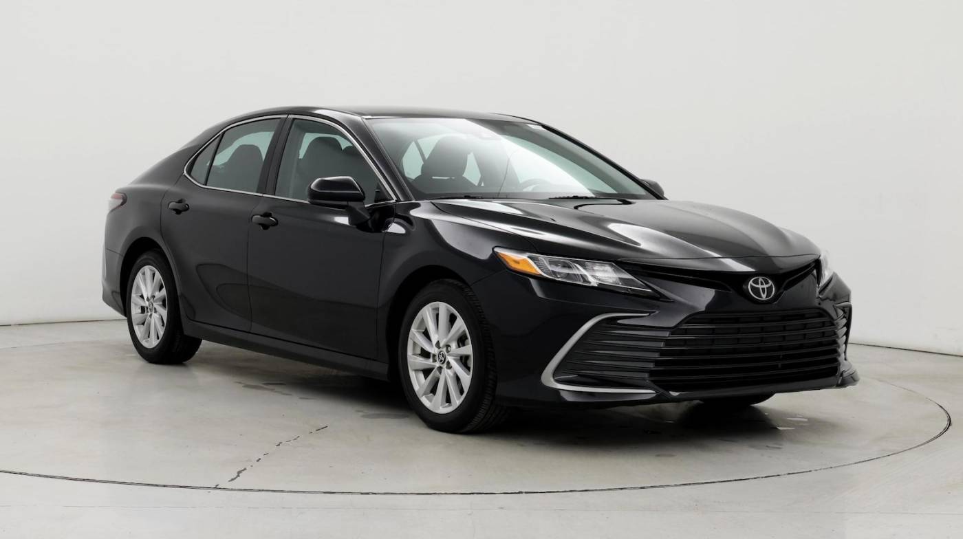 2022 Toyota Camry LE — Sedan — 24,076 mi — Bristol, TN