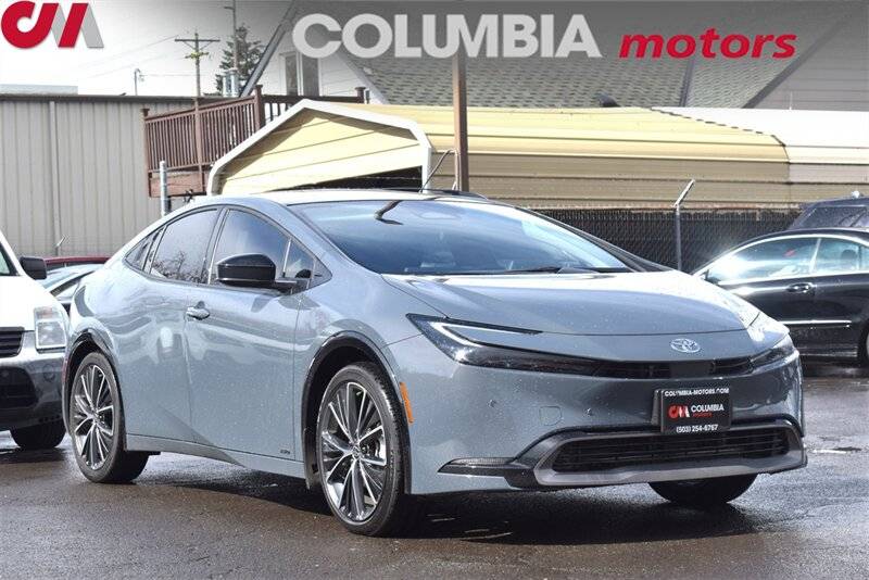 2024 Toyota Prius XLE — Hatchback — 7,000 mi — Portland, OR