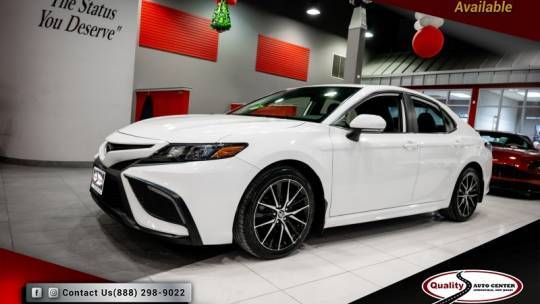 2022 Toyota Camry SE — Sedan — 37,958 mi — Springfield Township, NJ