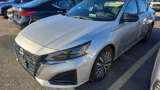 2024 Nissan Altima SV — Sedan — 19,640 mi — St. Louis, MO