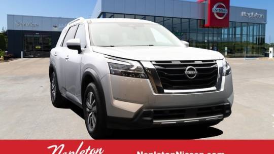 2023 Nissan Pathfinder SL — SUV — 33,361 mi — St. Louis, MO