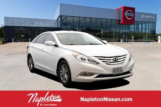 2013 Hyundai Sonata GLS — Sedan — 98,037 mi — St. Louis, MO
