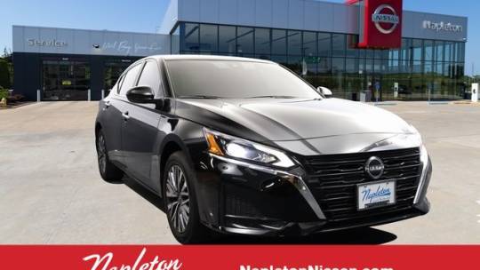 2023 Nissan Altima SV — Sedan — 15,612 mi — St. Louis, MO