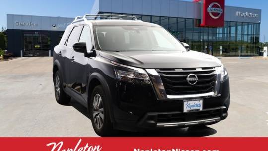 2023 Nissan Pathfinder SL — SUV — 32,259 mi — St. Louis, MO