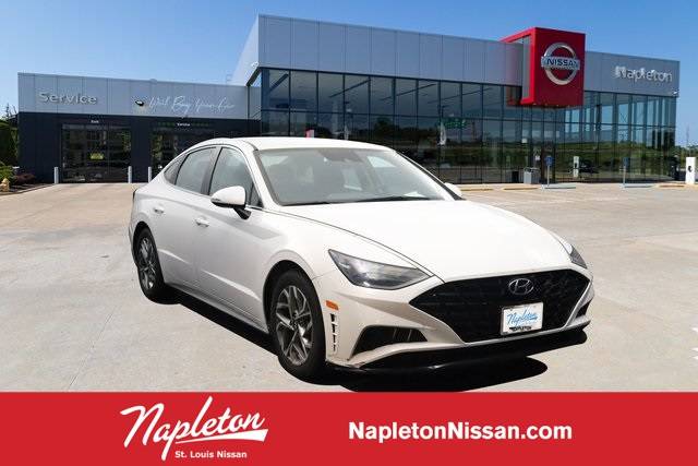 2023 Hyundai Sonata SEL — Sedan — 53,585 mi — St. Louis, MO