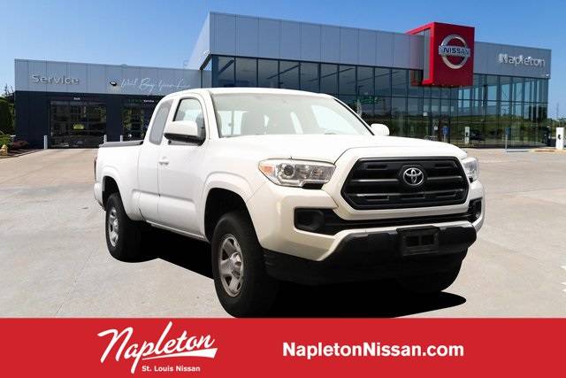 2017 Toyota Tacoma SR — Pickup Truck — 121,054 mi — St. Louis, MO