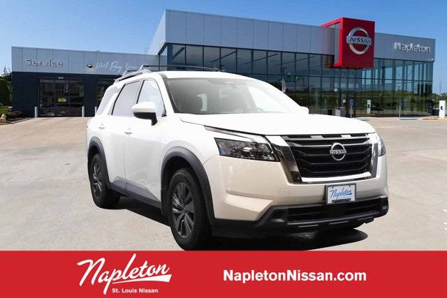 2023 Nissan Pathfinder SV — SUV — 37,647 mi — St. Louis, MO