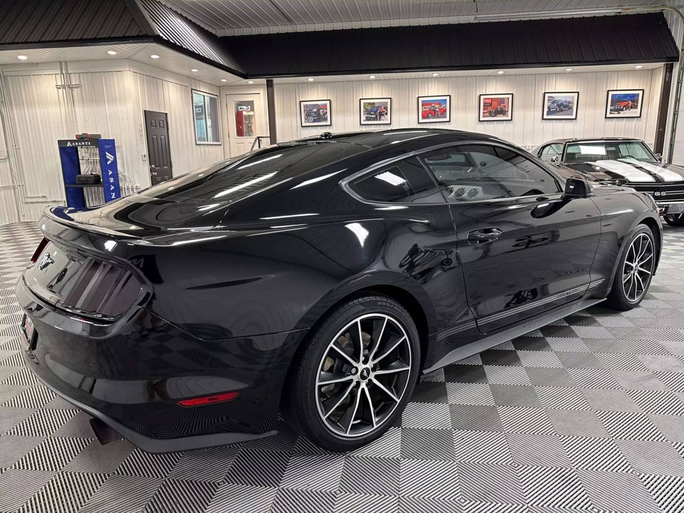 2018 Ford Mustang EcoBoost — Coupe — 111,440 mi — Waldorf, MD