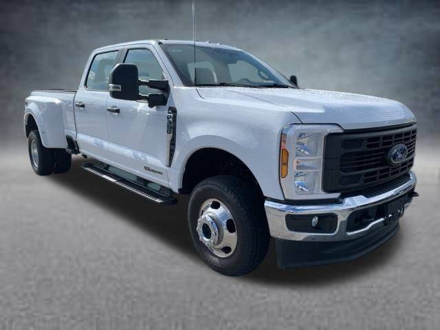 2024 Ford Super Duty F-350 XL — Pickup Truck — 15,042 mi — Crossville, TN