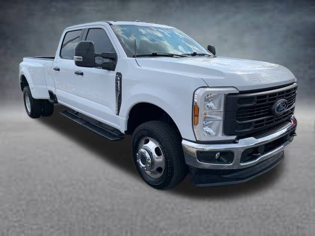 2024 Ford Super Duty F-350 XL — Pickup Truck — 56,749 mi — Crossville, TN