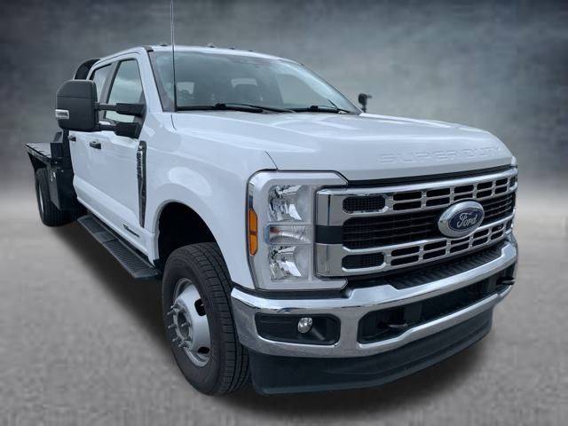 2024 Ford Super Duty F-350 Chassis Cab XL — Chassis Cab Truck — 24,014 mi — Crossville, TN